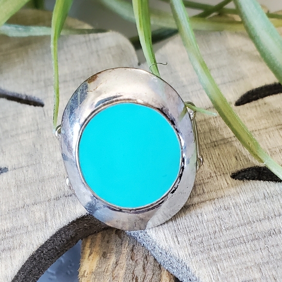 Silver Tone Stretch Ring with Round Blue Stone 💥3 for $24💥 - Picture 16 of 16